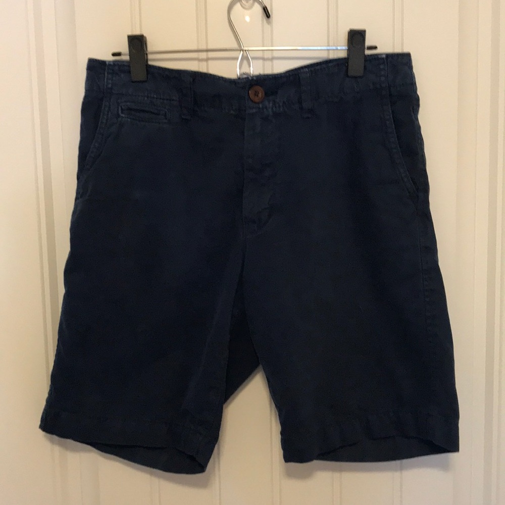 American Eagle Shorts for men